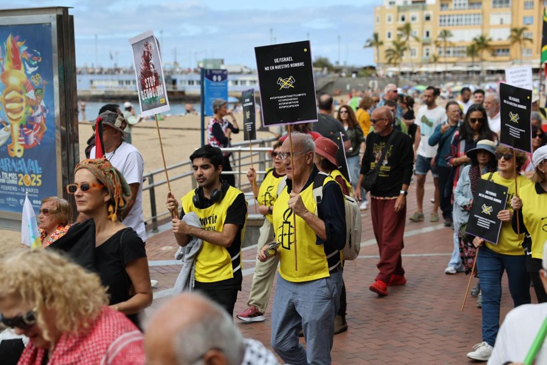 Manifestación contra la guerra, en defensa de la paz y del pueblo palestino