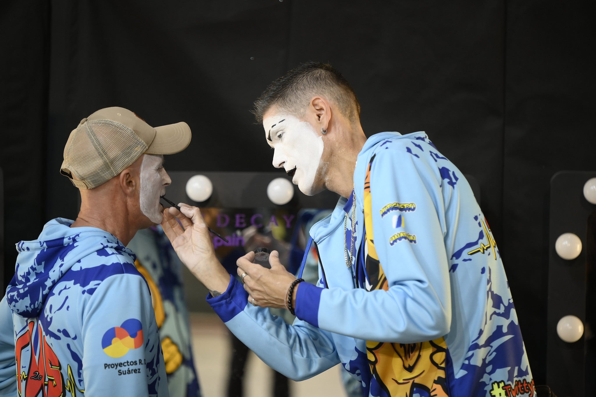 Magia y humor en la final de murgas del carnaval de Las Palmas de Gran Canaria