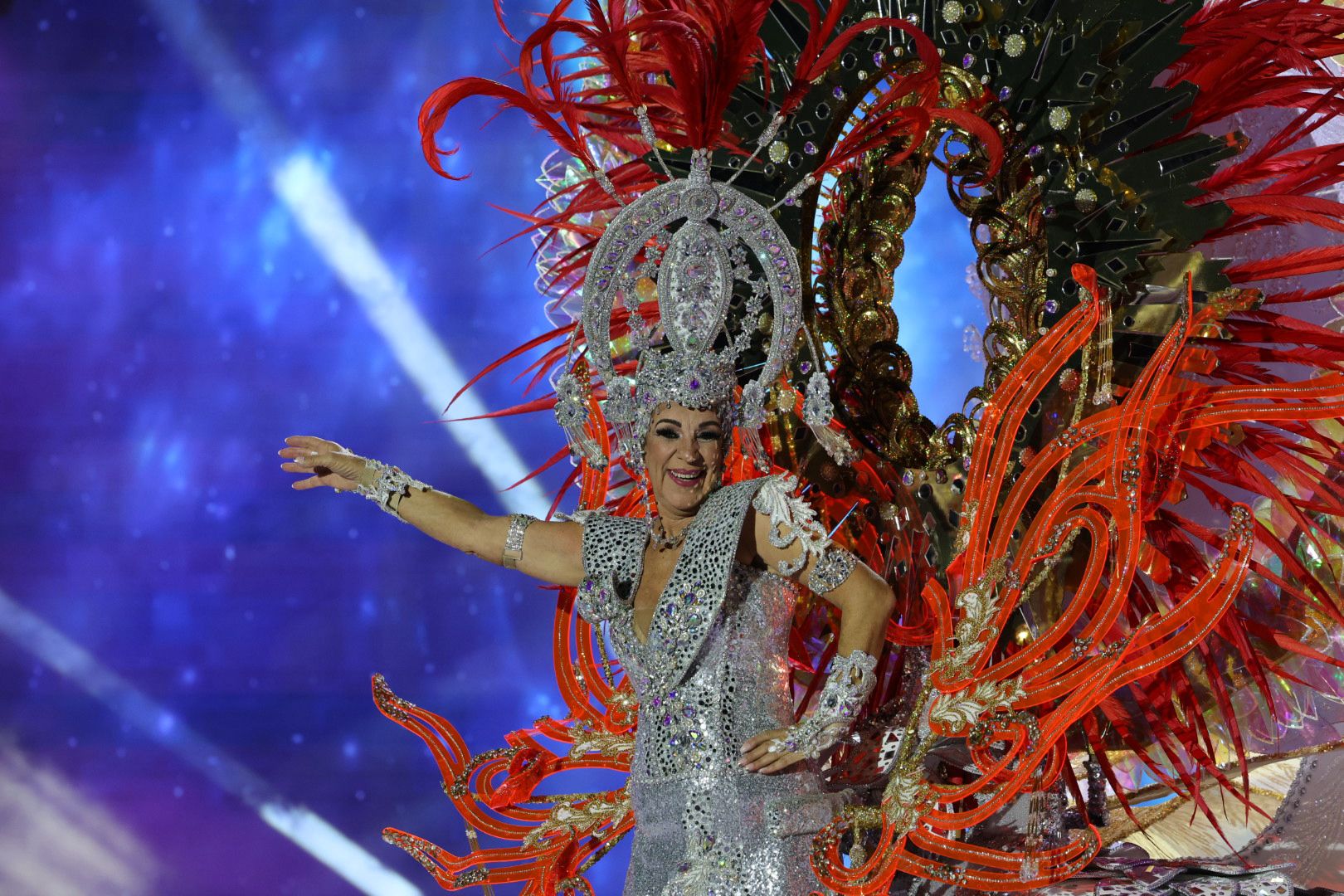 La gala de la gran dama del carnaval de Las Palmas de Gran Canaria, en imágenes