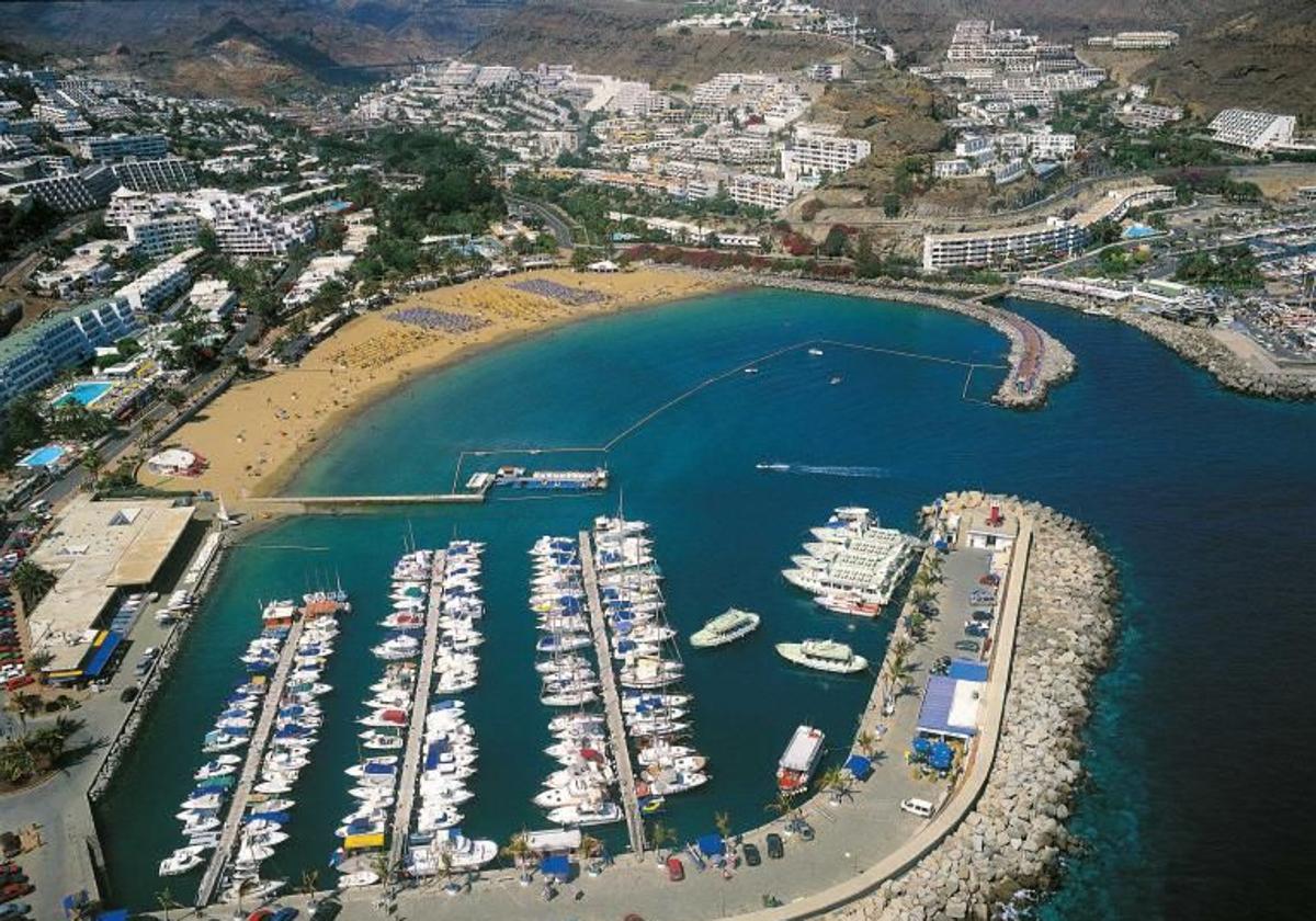 Vista del puerto deportivo de Puerto Rico.