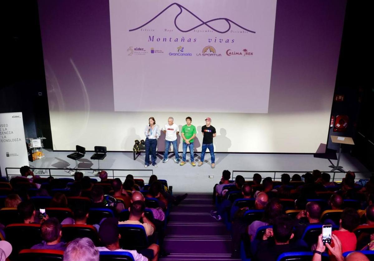 Conferencia de escalada y alpinismo de los hermanos Pou en el museo Elder