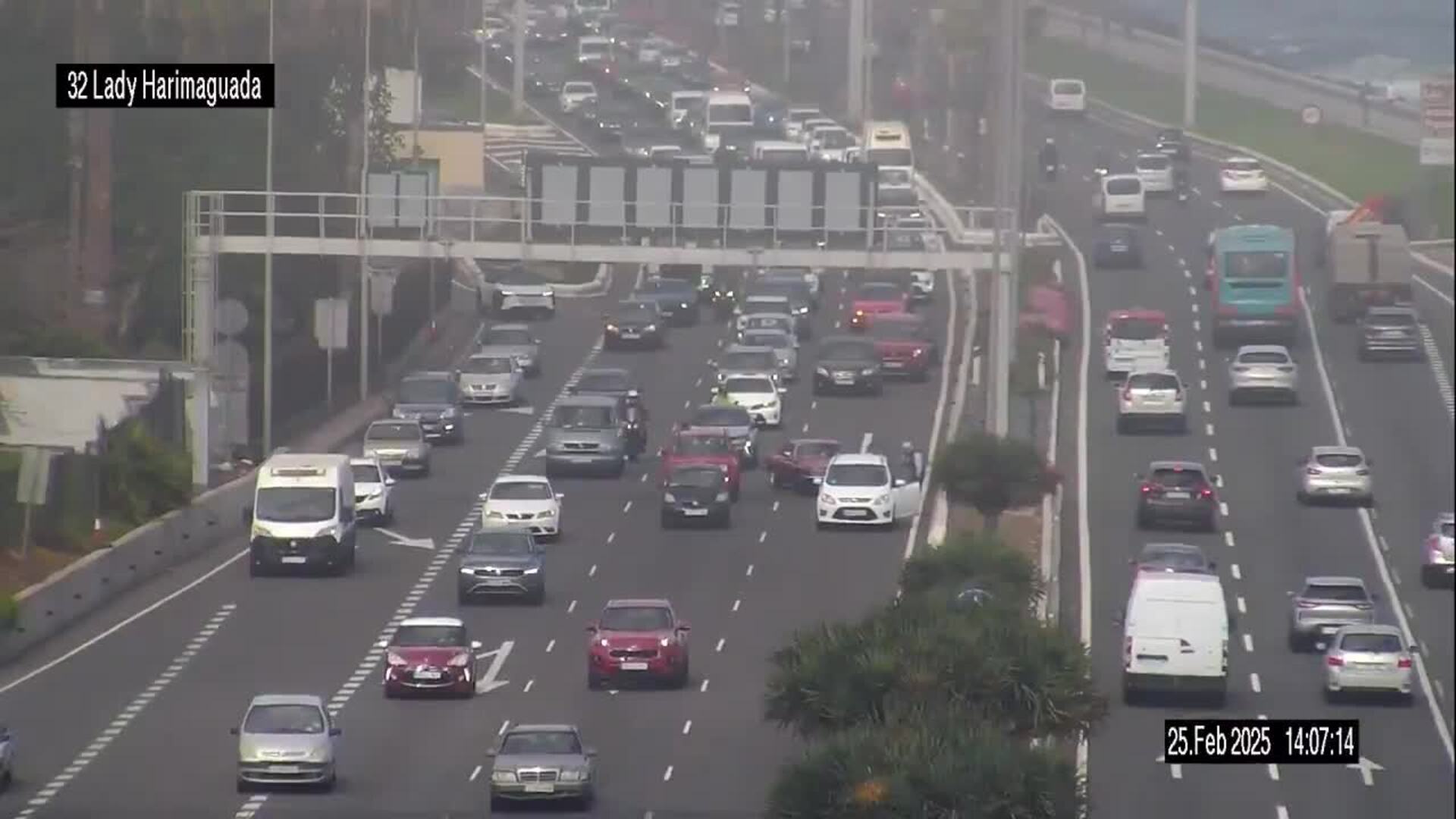 Retenciones en la Avenida Marítima, sentido sur, por un accidente de tráfico