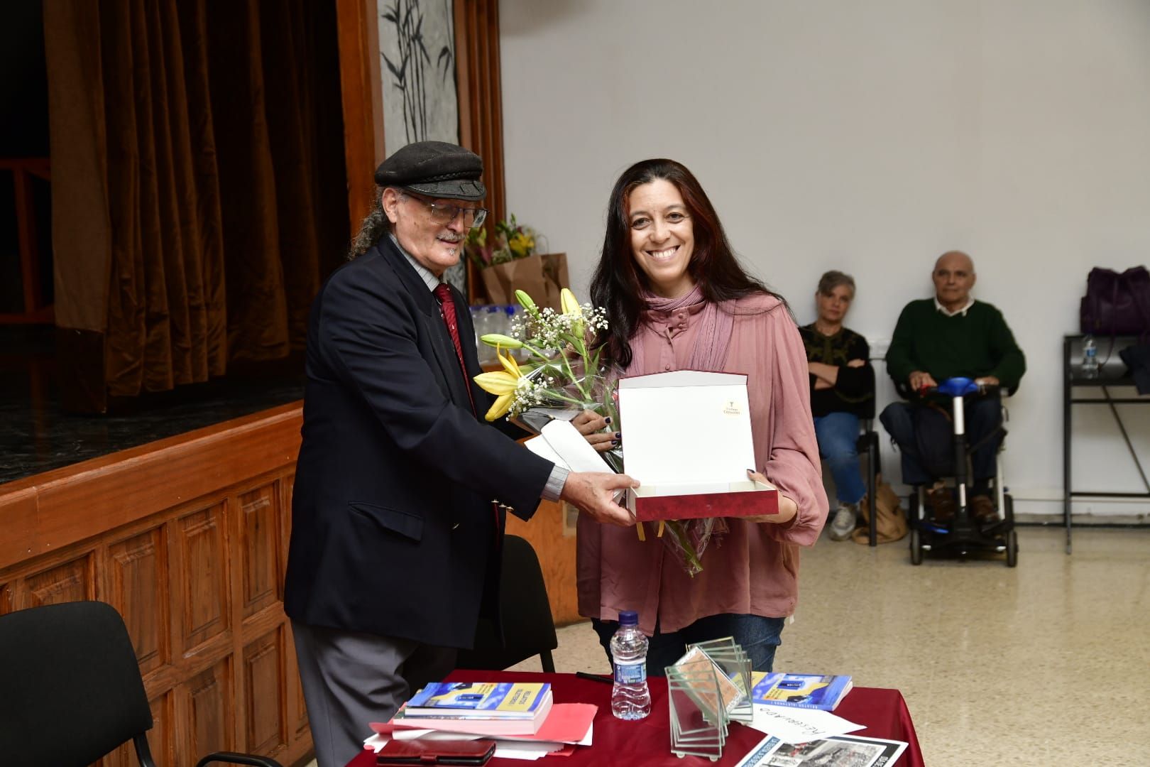 La Isleta rinde homenaje a los vecinos del barrio