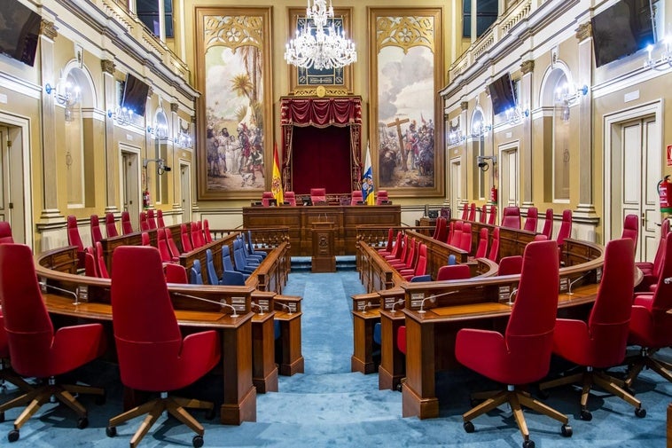 Salón de plenos del Parlamento de Canarias.