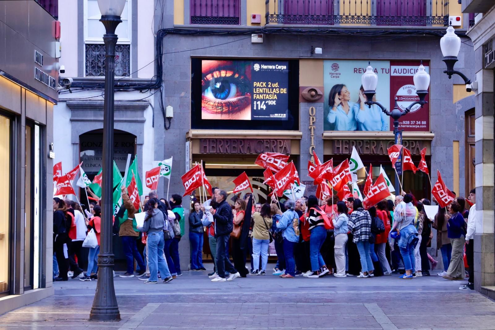 Manifestación por la mejora de sueldos en la sanidad privada