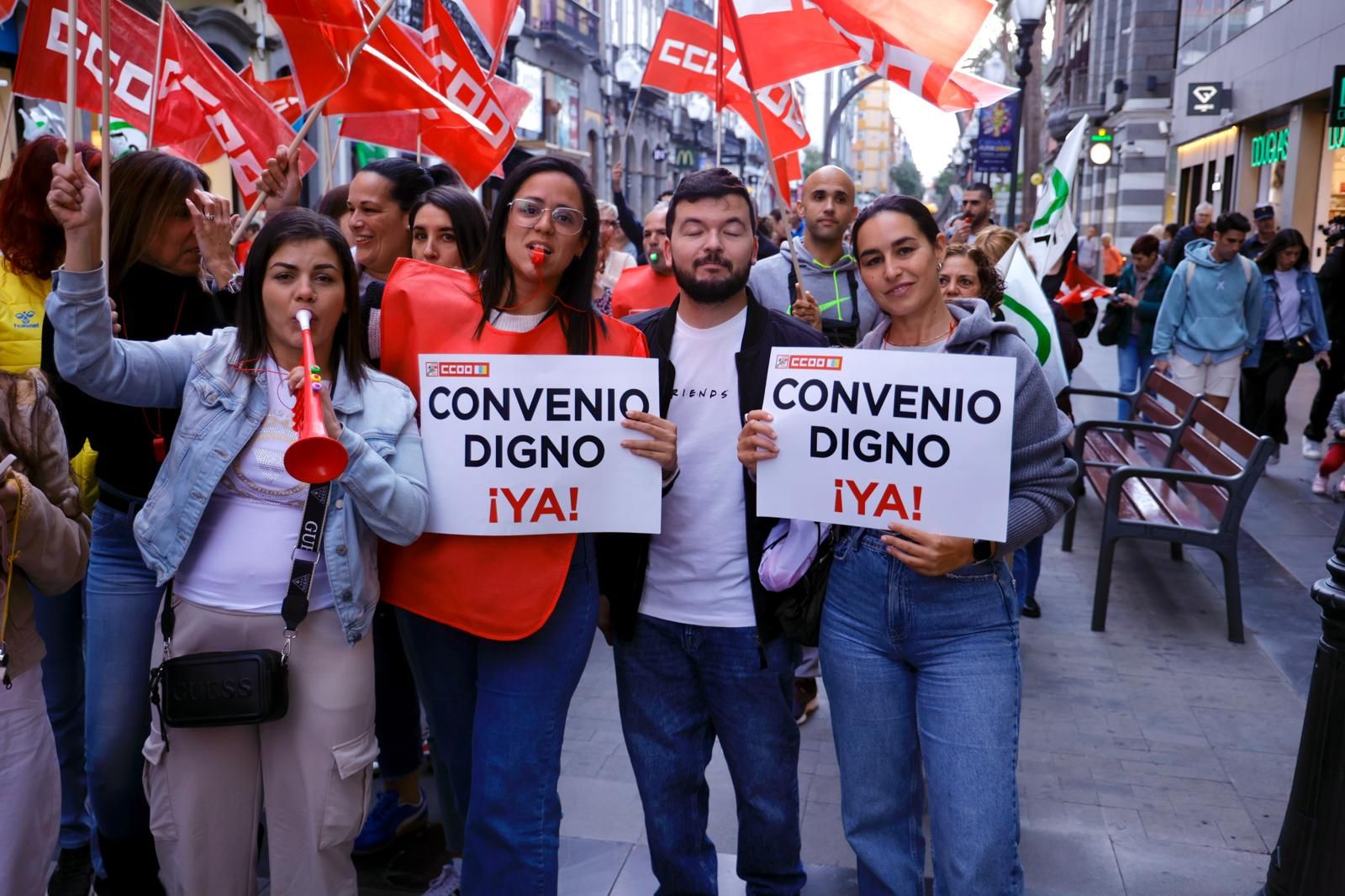 Manifestación por la mejora de sueldos en la sanidad privada