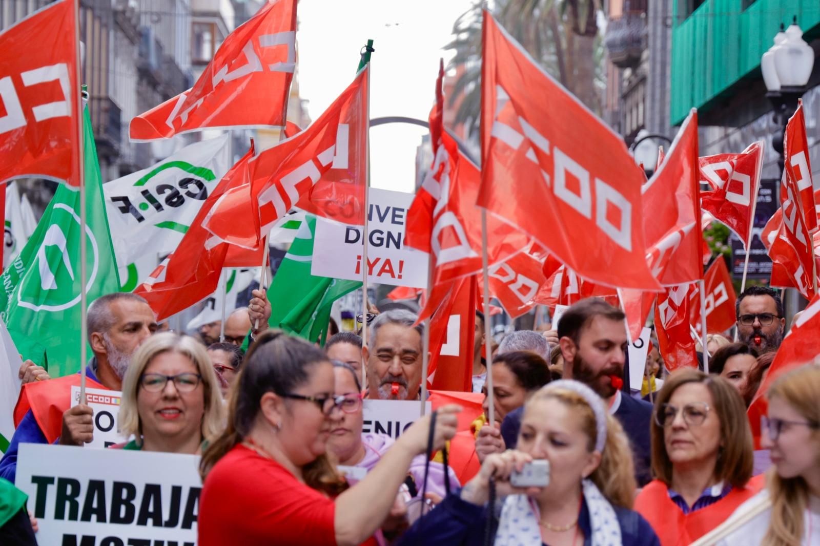 Manifestación por la mejora de sueldos en la sanidad privada