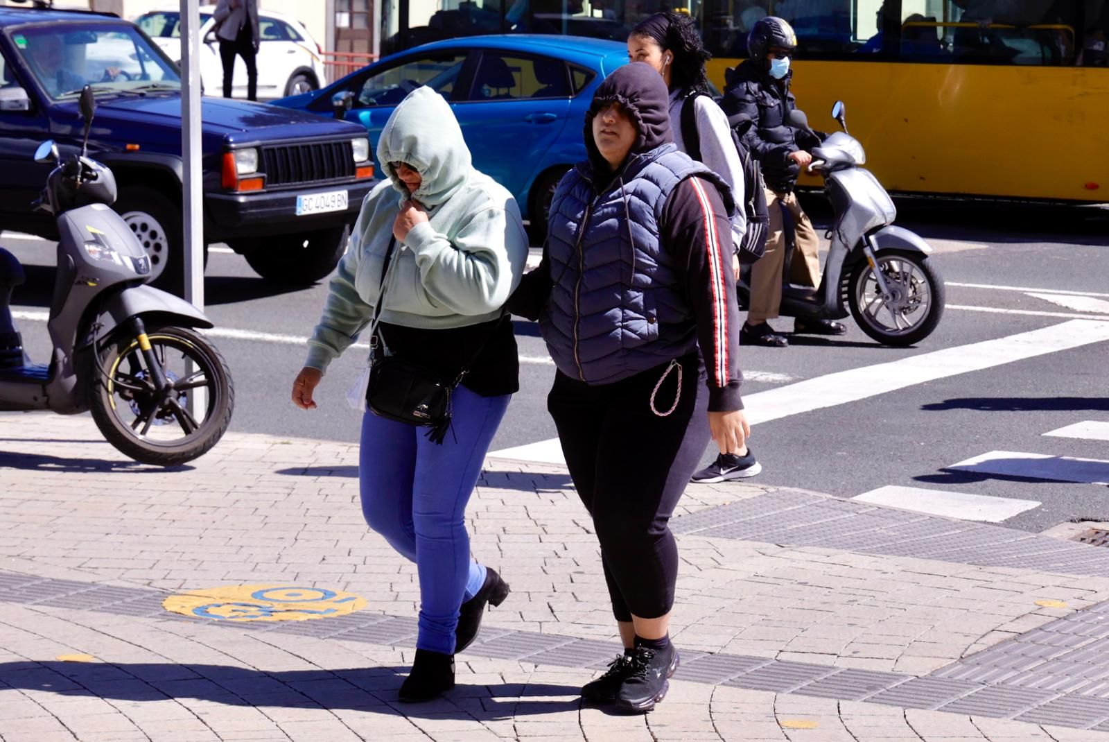 Imágenes de la entrada a los juzgados de la exmujer y los hijos de Miguel Ramos