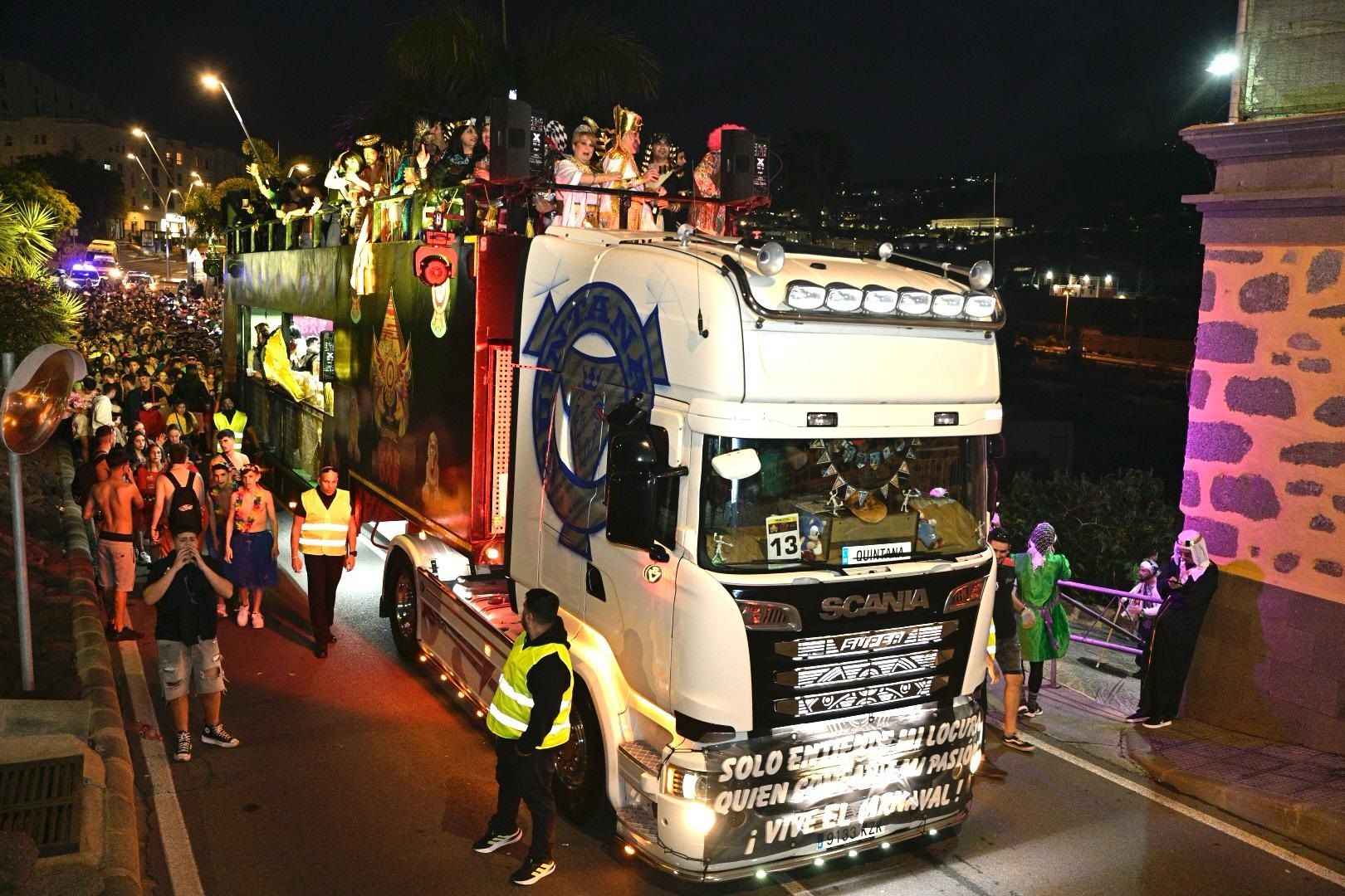 Gáldar sale a la calle a celebrar la cabalgata de su carnaval