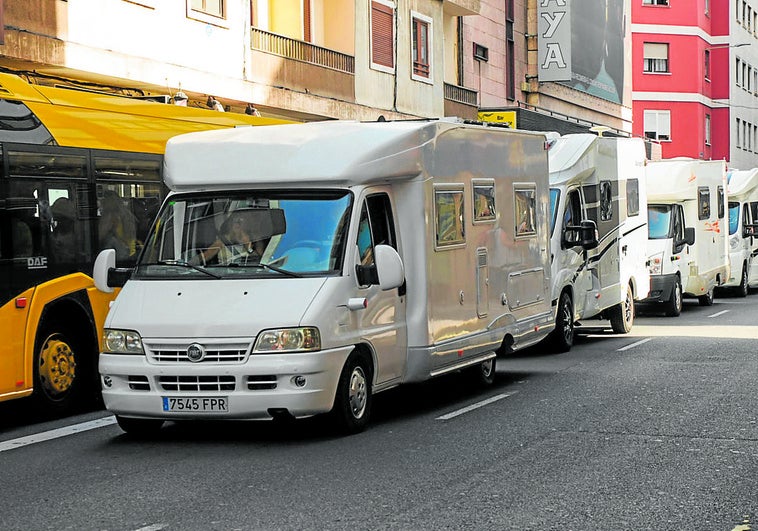 Imagen del mes de febrero de una manifestación de caravanas por la ciudad de Las Palmas de Gran Canaria.