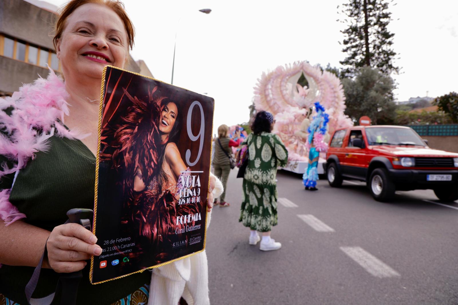 Color y fantasía en el desfile inaugural del carnaval de Las Palmas de Gran Canaria