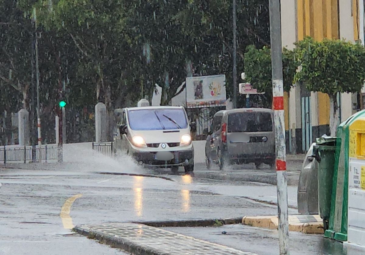 Las abundantes lluvias encharcan Gran Canaria