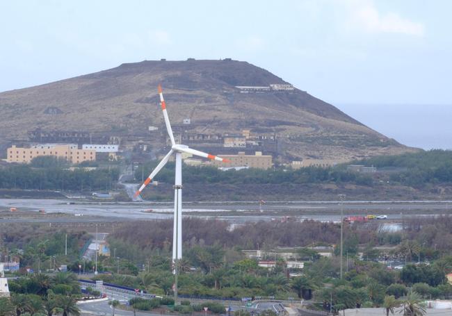 Charcos en el aeropuerto de Gran Canaria.