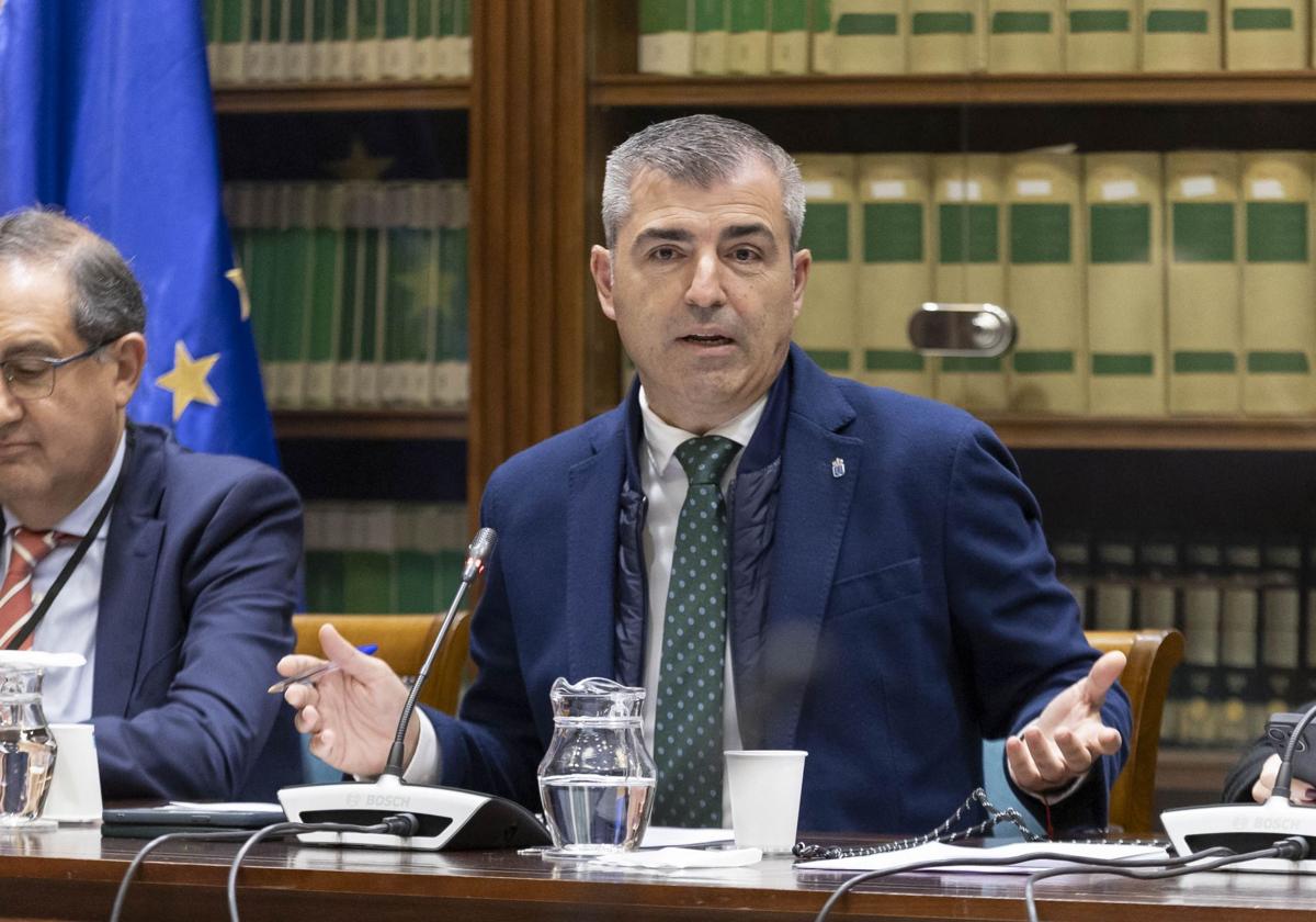 El vicepresidente y consejero de Economía del Gobierno de Canarias, Manuel Domínguez.