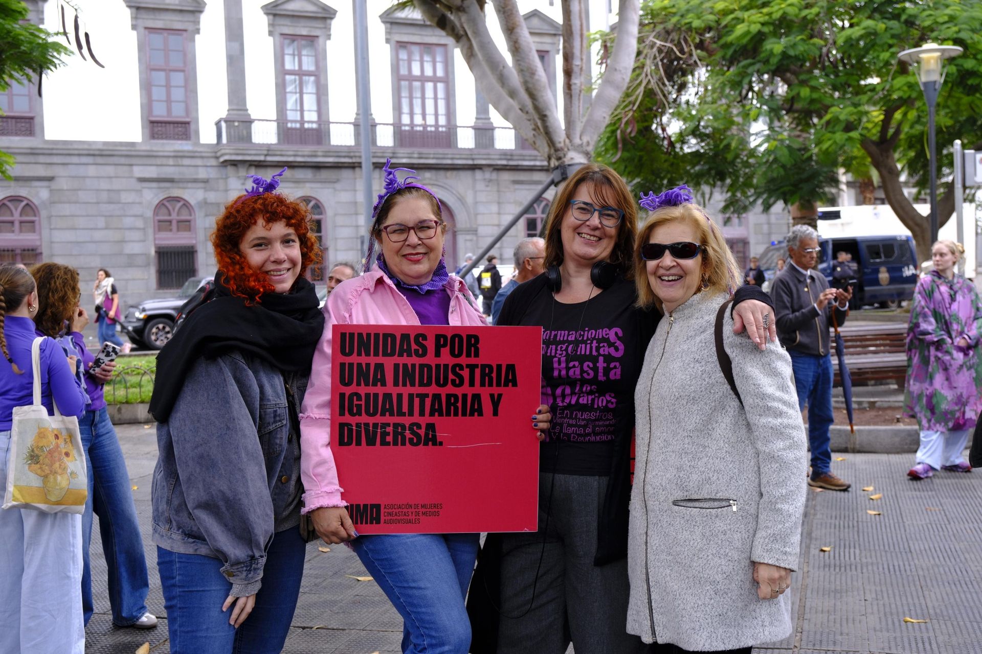 Las calles de la capital grancanaria se visten de lucha y orgullo