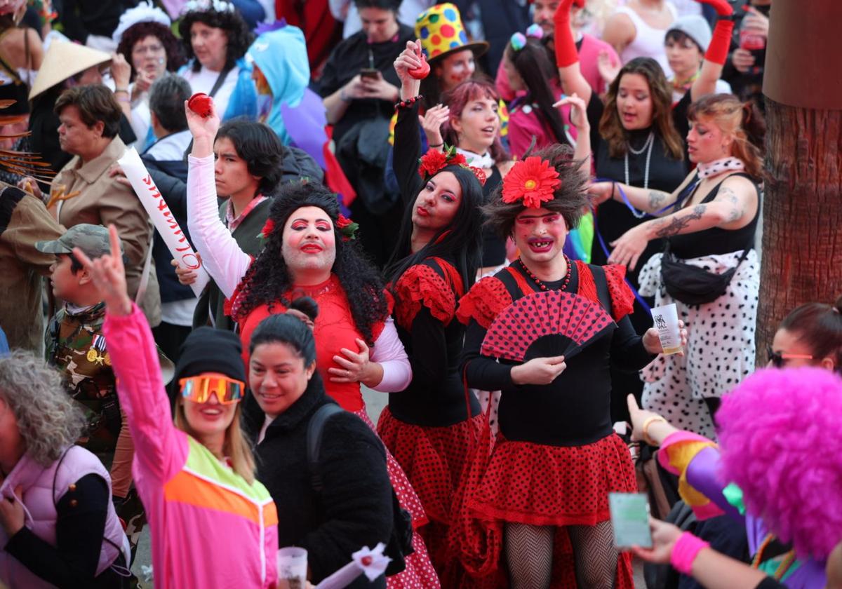 La música reina en el carnaval de día