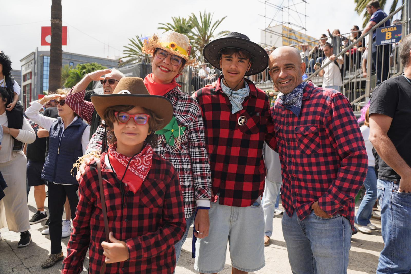 Las mejores imágenes del carnaval de día capitalino