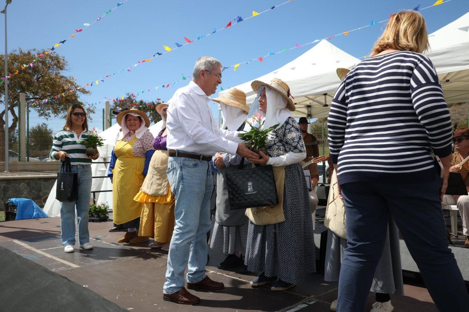 Los productos de la tierra conquistan Maspalomas