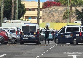 Imagen del despliegue policial en La Paterna, en la capital grancanaria.