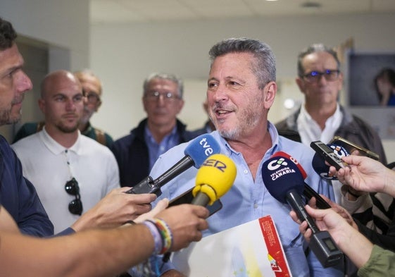Daniel Casal, secretario general de Federación Sindical Canaria, tras la reunión con Gobierno y patronal.