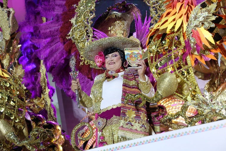 Juana Teresa Rivero, gran dama del carnaval de Maspalomas