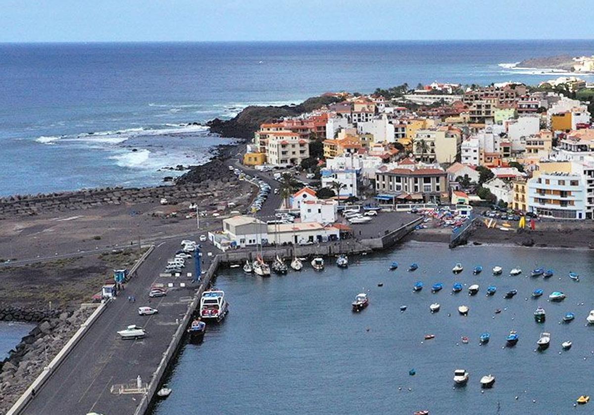 Vista del puerto de Valle de Gran Rey (La Gomera), donde se produjo el suceso.