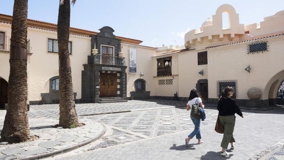 Imagen del entorno del Museo Néstor este lunes.