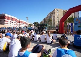 Poli Suárez en la XIV Jornada Solidaria del CEIP Gran Canaria, en la que participaron 800 estudiantes.