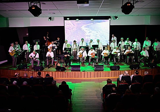 Un momento de la actuación de Tabaiba, este sábado.