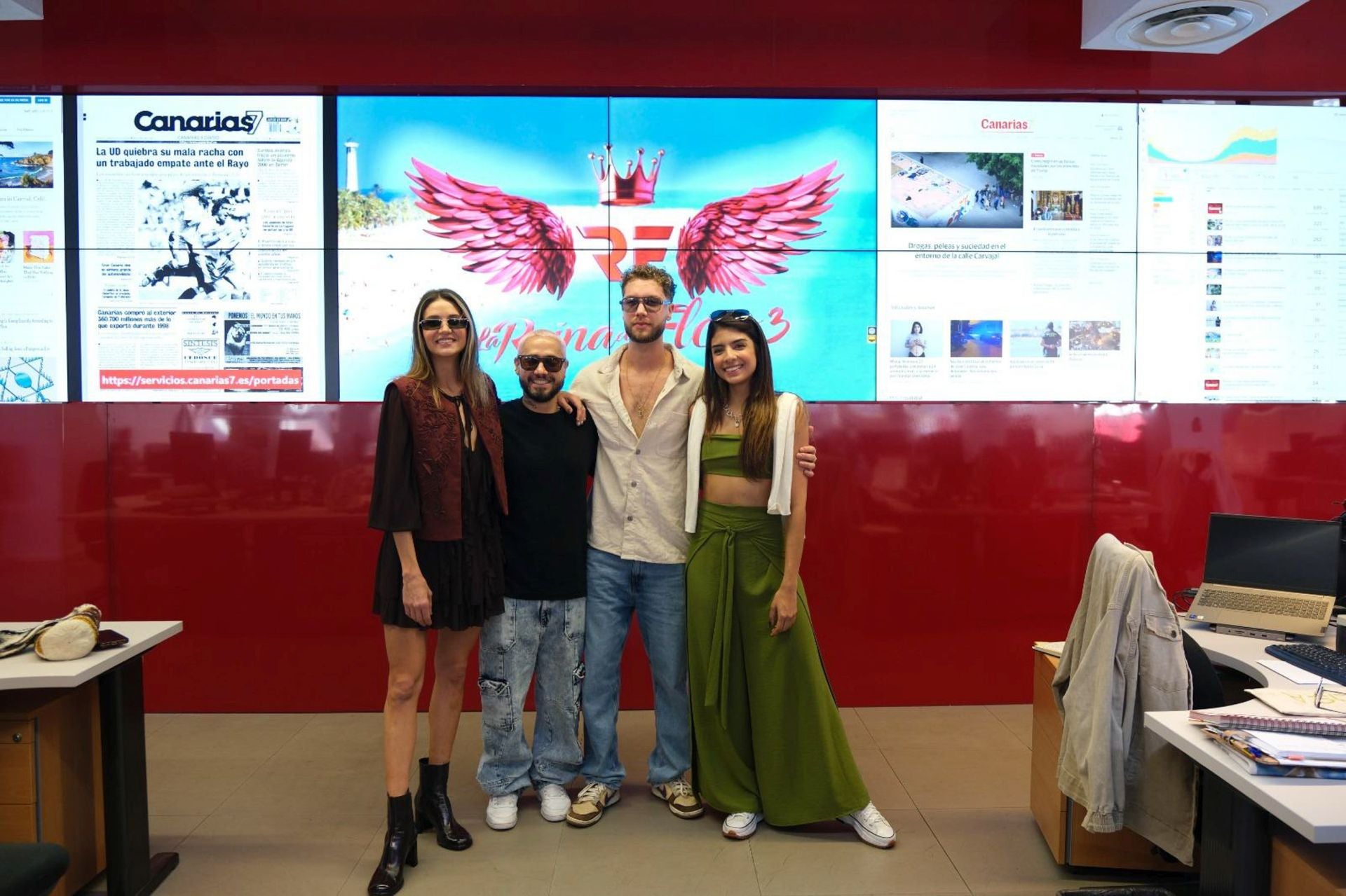 La visita de los actores de &#039;La Reina del Flow&#039; a CANARIAS7, en imágenes