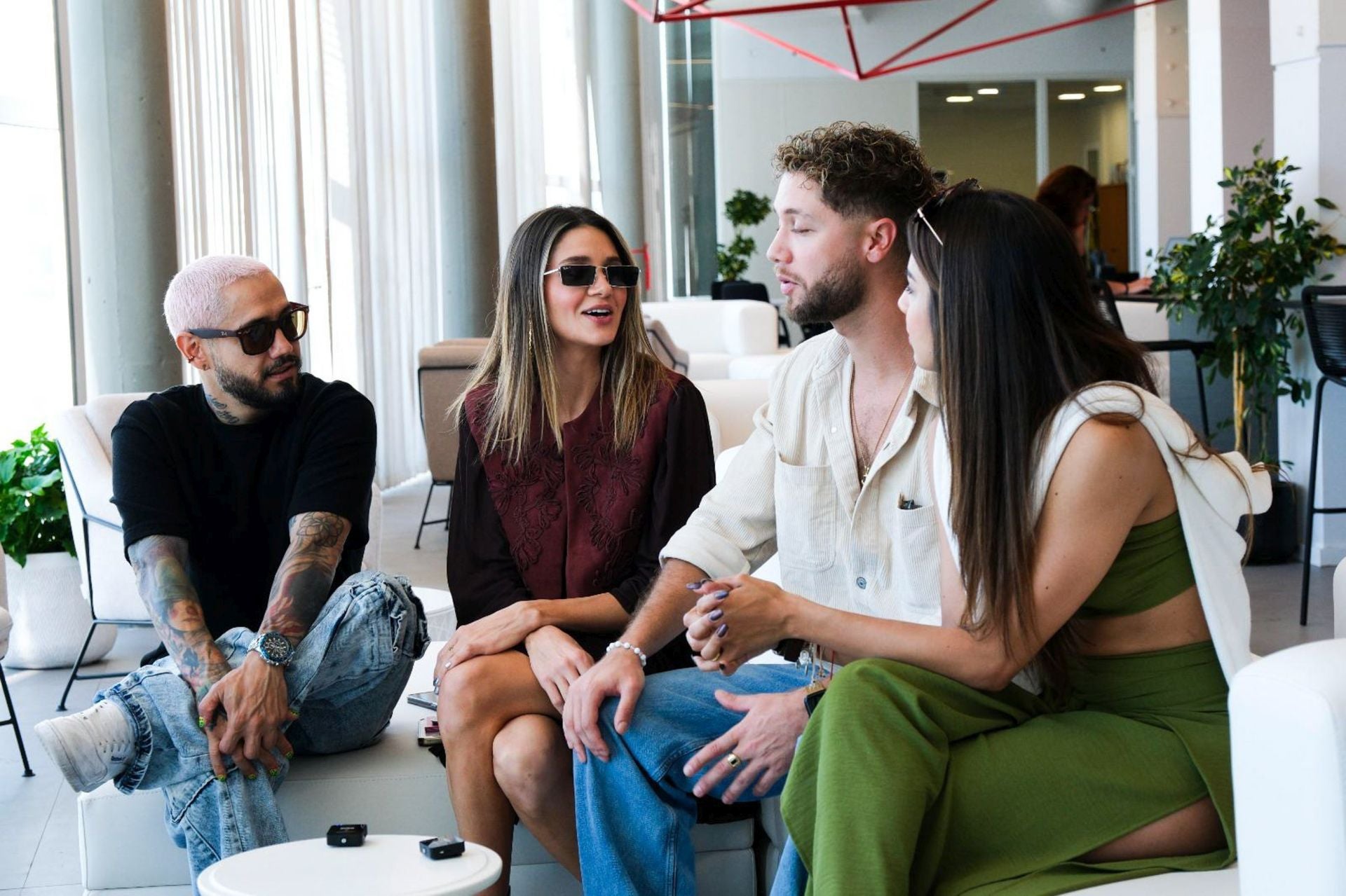 La visita de los actores de &#039;La Reina del Flow&#039; a CANARIAS7, en imágenes