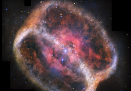 Imagen de la nebulosa planetaria NGC 1514, obtenida con el telescopio James Webb.