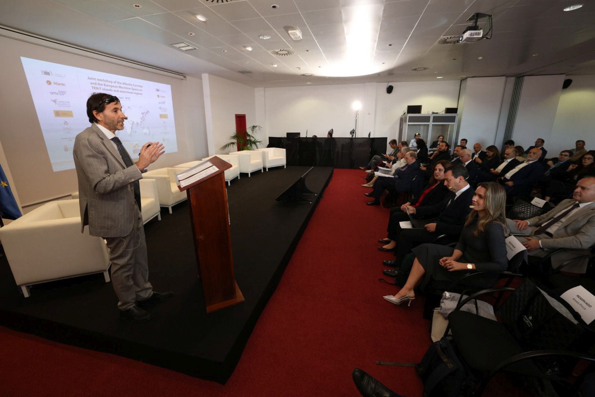 Las jornadas de los principales desafíos de los puertos, en imágenes