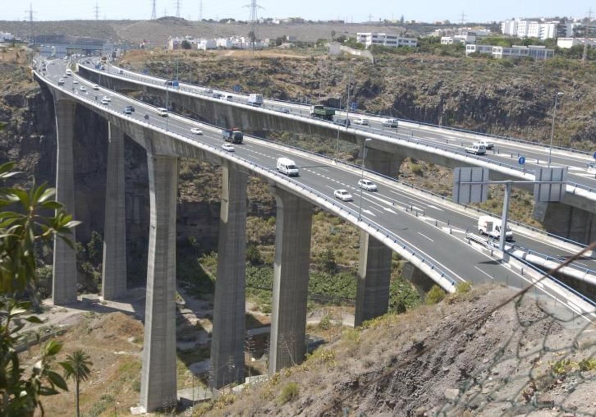 Adjudicada por 18 millones la obra para renovar casi todo el firme de la GC-3