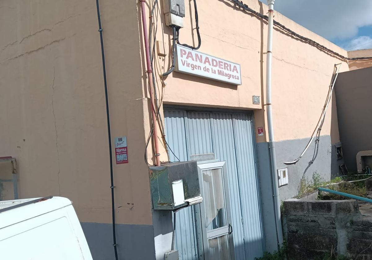 Adiós a la histórica panadería Virgen de la Milagrosa tras más de 30 años