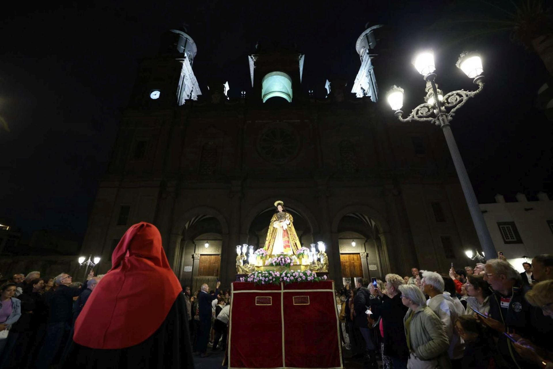 Procesión del Santo Encuentro en Santa Ana