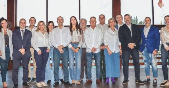Equipo que acompaña a Juan Valle en su propuesta para presidir el Real Club Náutico.