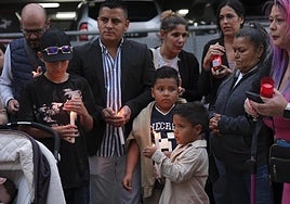 Varias imágenes de la concentración.