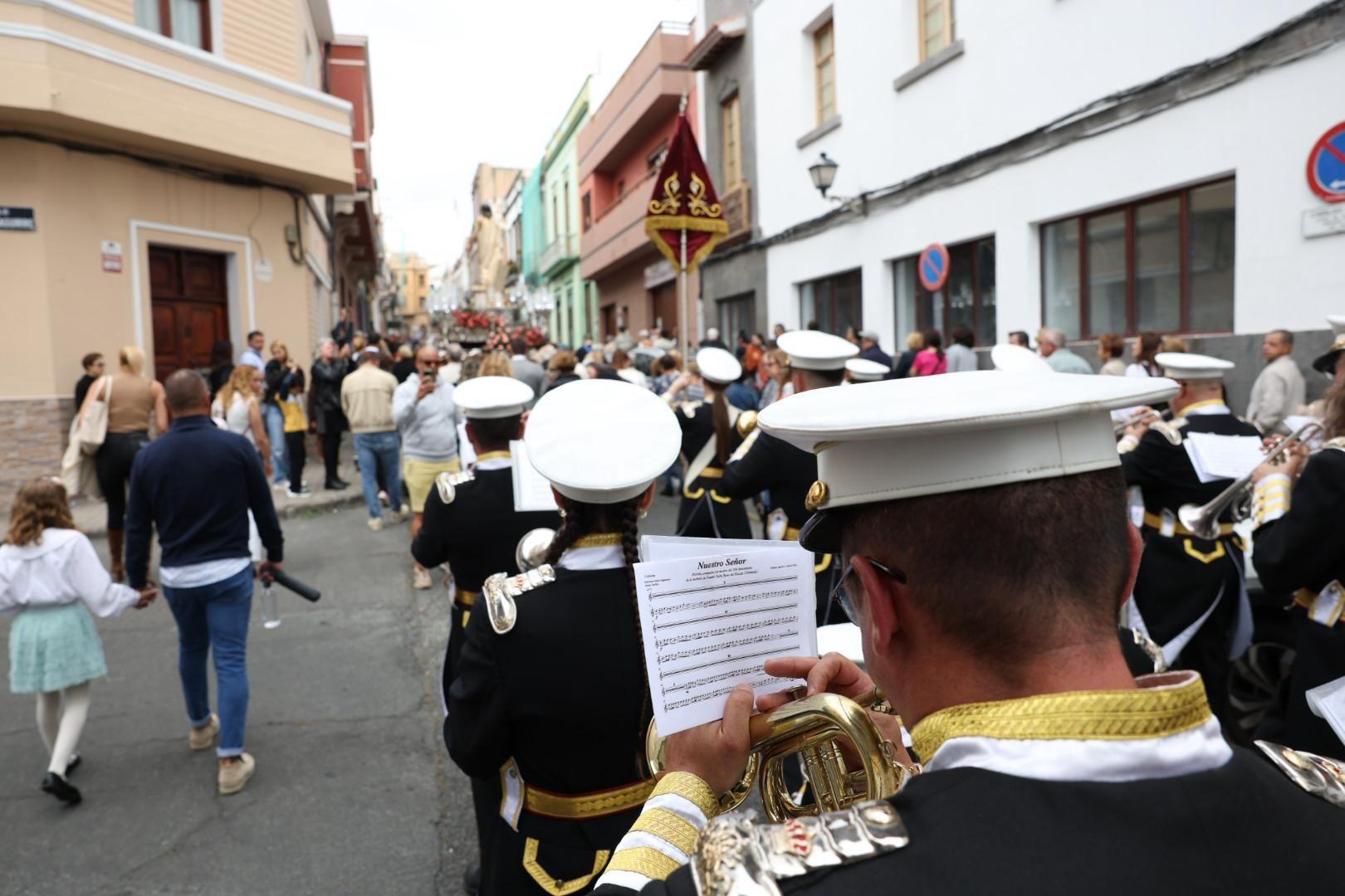La procesión del Cristo Resucitado, en imágenes