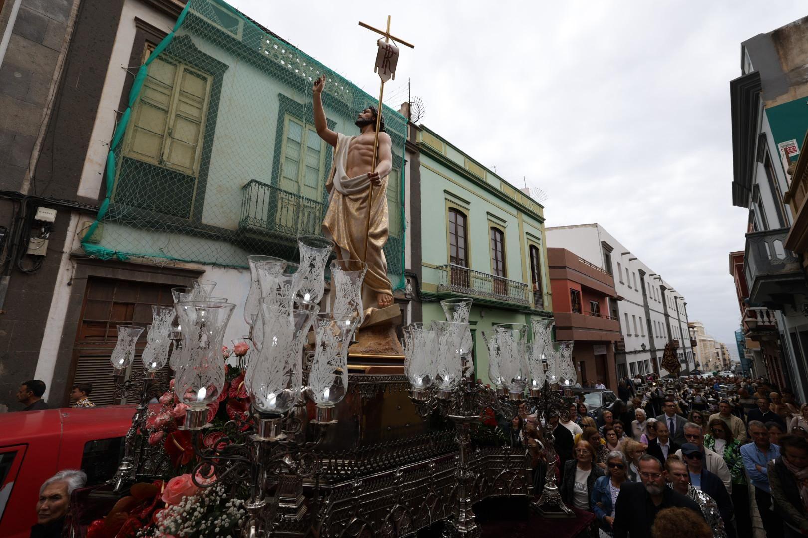 La procesión del Cristo Resucitado, en imágenes