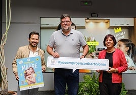 Presentación de campaña por el Día de la Madre.