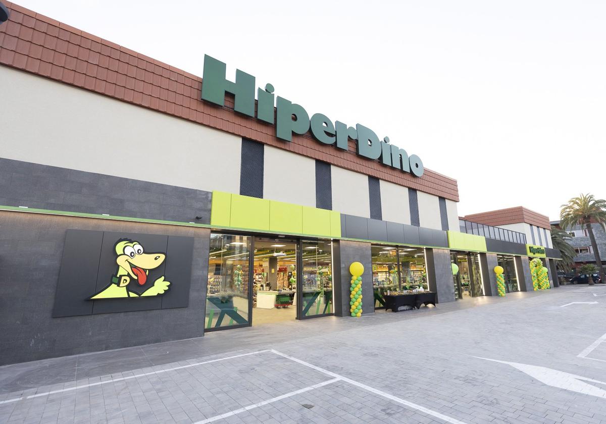 La cadena Hiperdino, abierta a su venta solo si se ofreciera «un buen precio»