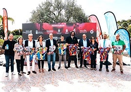 Imagen de la presentación de la competición conejera con las autoridades presentes.