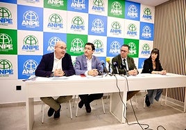 De izquierda a derecha, Pedro Crespo, Francisco Venzalá, Poli Suárez y Marta Hernández.