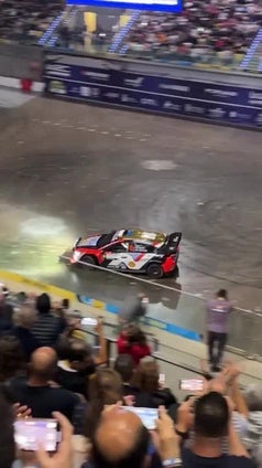 El Gran Canaria Arena vibró con el tramo espectáculo que cerró la jornada de este sábado