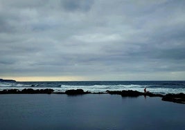 Cielos grises y viento para comenzar la semana en Canarias