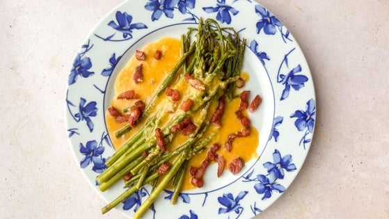 Receta de espárragos trigueros a la carbonara