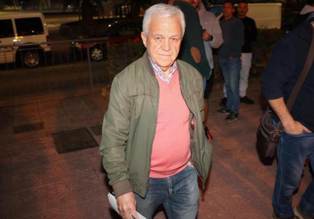 «Es la mayor operación de transfuguismo de la historia de Canarias»