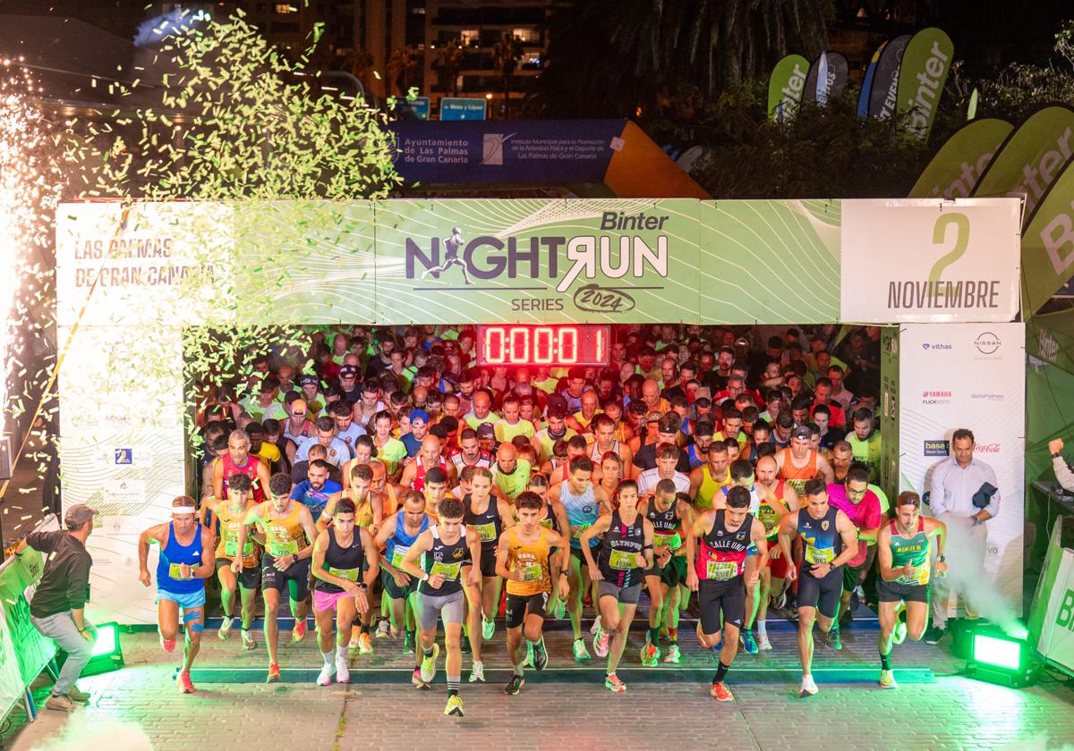 Salida de la Binter NightRun en la capital grancanaria.