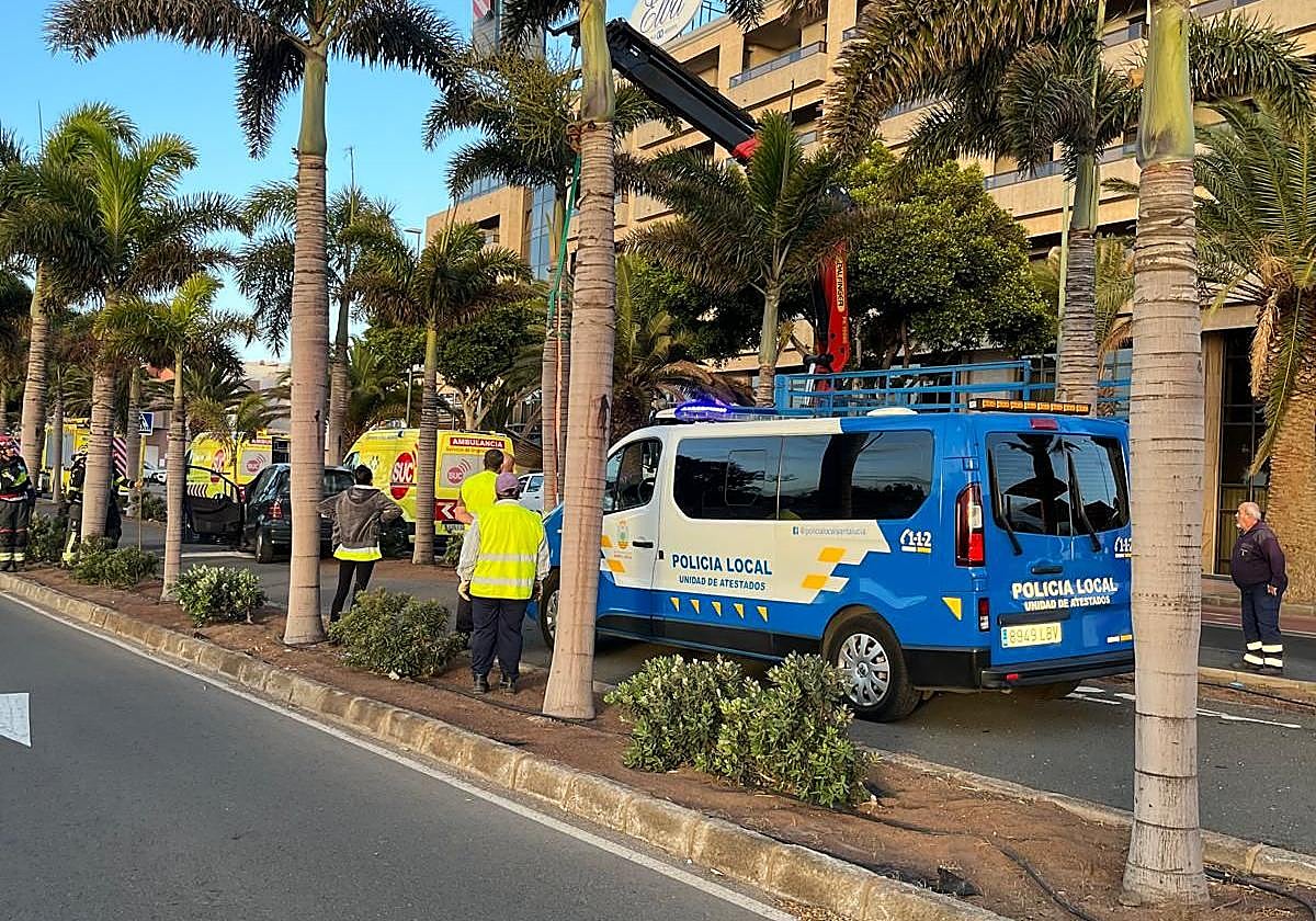 El SUC y la policía local en el lugar del siniestro